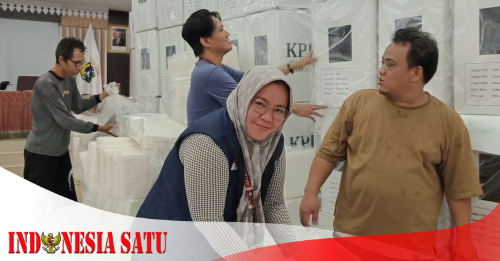 Musim Hujan, PPK Duren Sawit optimis Distribusi Logistik Pilkada Aman